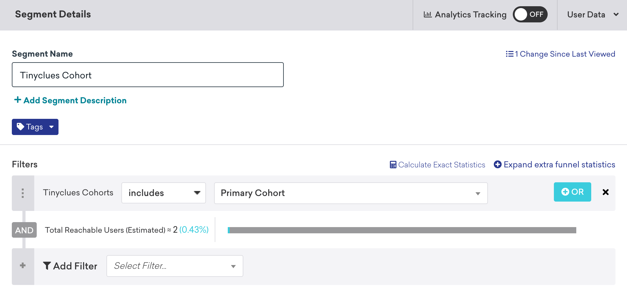 Dans le générateur de segments de Braze, le filtre d'attributs utilisateur "cohorte Tinyclues" est réglé sur "inclut" et "cohorte primaire".